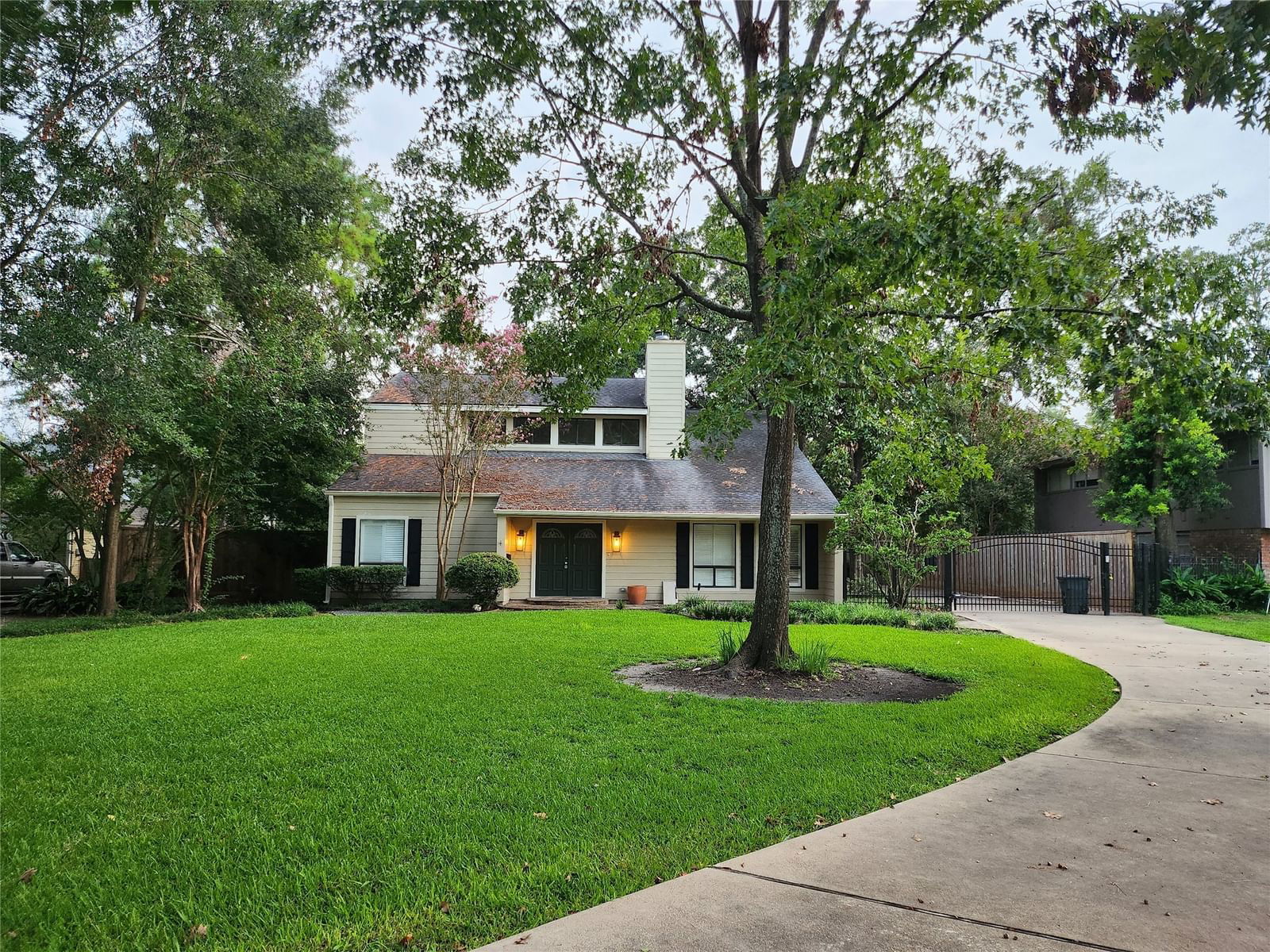 Real estate property located at 10721 Old Coach, Harris, Memorial Estates, Houston, TX, US