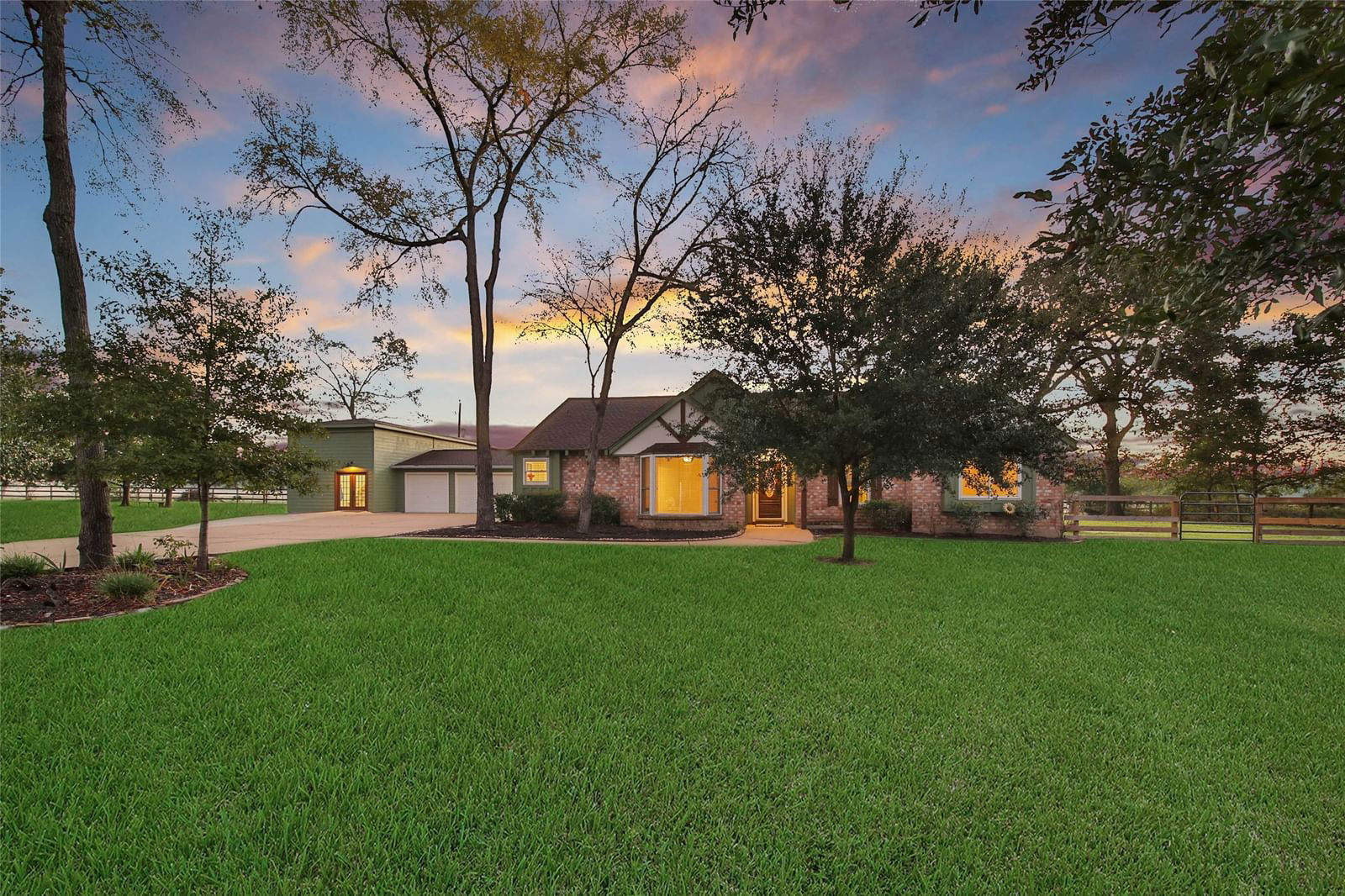 Real estate property located at 31602 Pin Oak, Montgomery, Wisteria Farms, Magnolia, TX, US