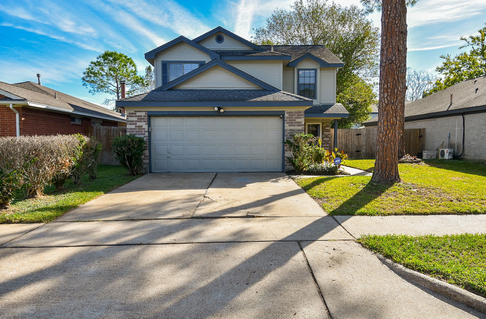 Real estate property located at 8239 Viny Ridge, Fort Bend, Mission Glen Sec 2, Houston, TX, US