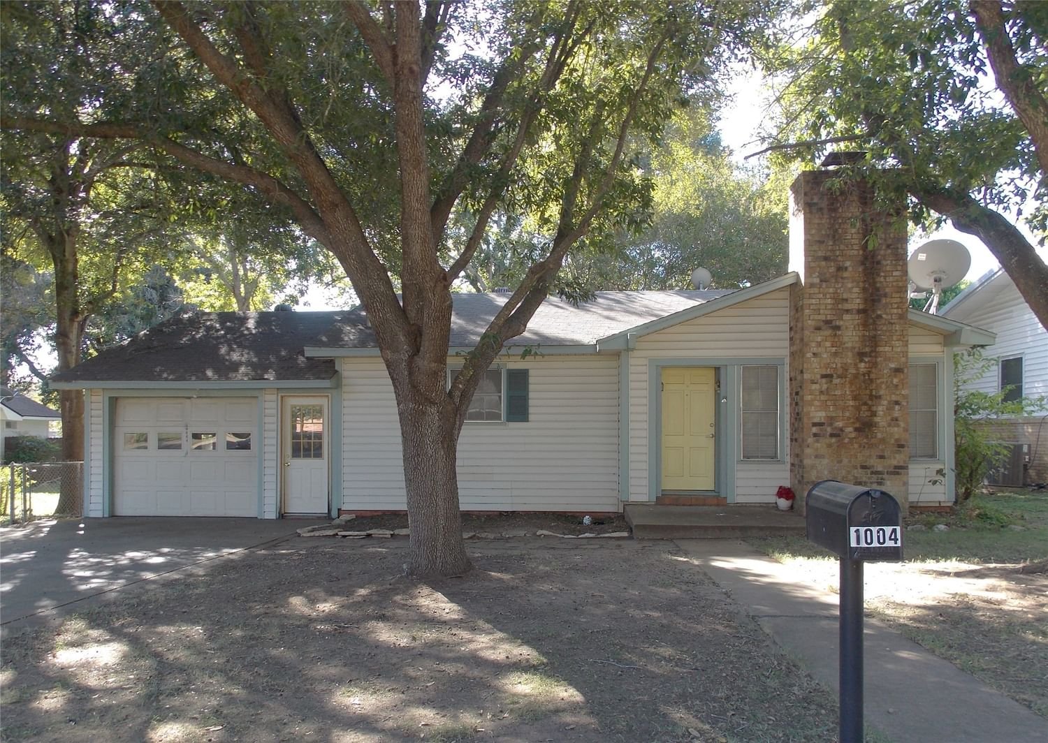 Real estate property located at 1004 Rhames, Washington, Lawndale Place, Brenham, TX, US