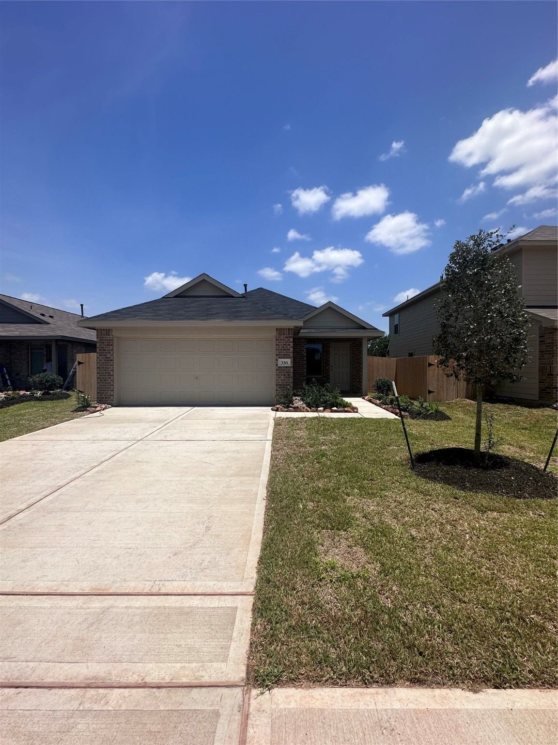 Real estate property located at 336 Riverwood Village, Austin, Sealy, TX, US