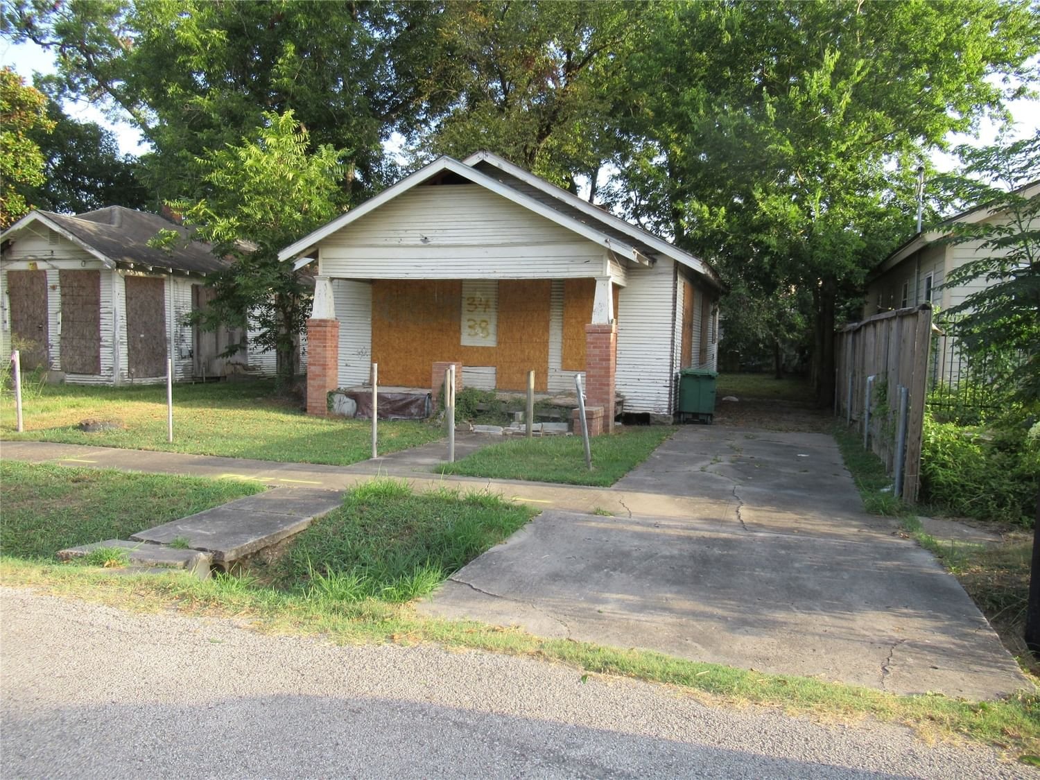 Real estate property located at 3438 Simmons, Harris, Houston, TX, US