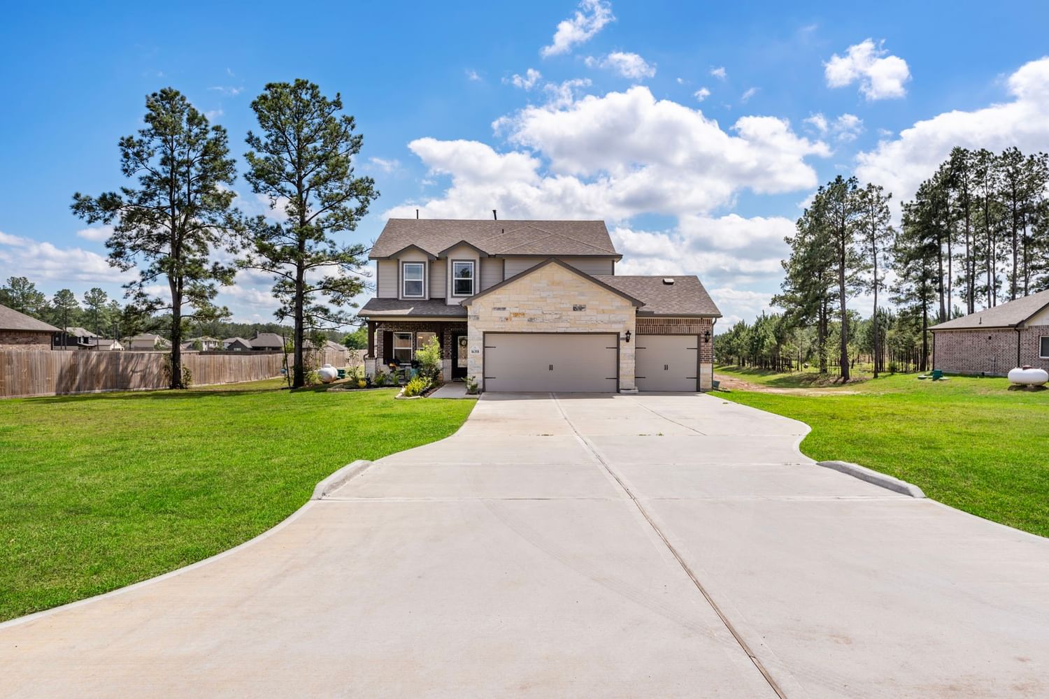 Real estate property located at 16358 Ellis, Montgomery, Deer Pines, Conroe, TX, US