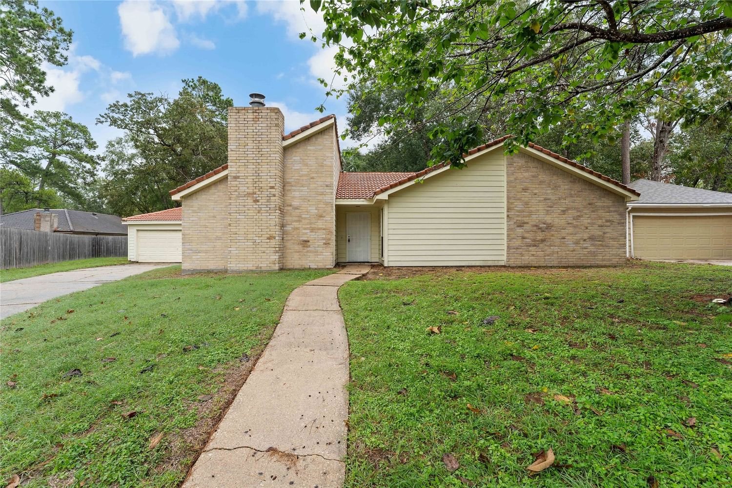 Real estate property located at 3710 Fern View, Harris, Greentree Village Sec 01 Amd, Houston, TX, US