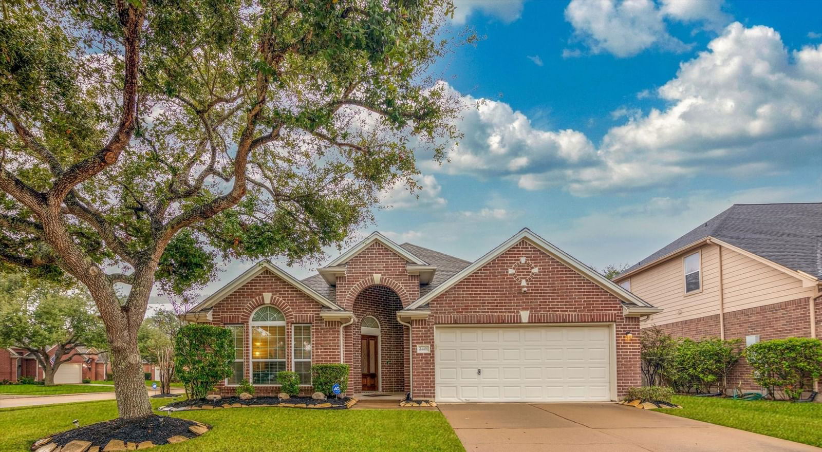 Real estate property located at 2401 Sunfire, Brazoria, Sunrise Lakes Sec 4, Pearland, TX, US