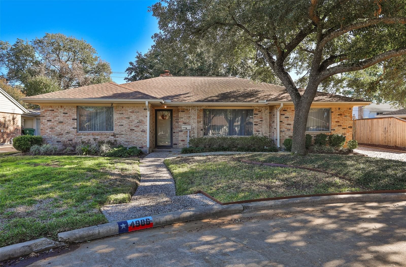 Real estate property located at 4906 Candlemist, Harris, Candlelight Plaza Sec 01, Houston, TX, US