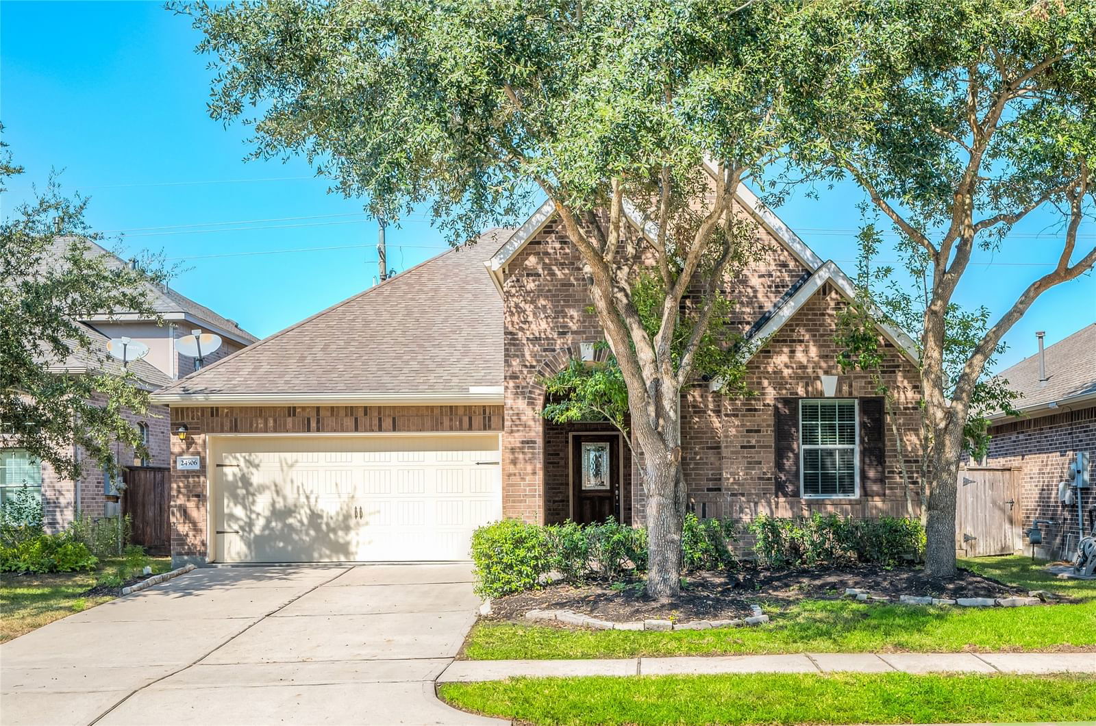 Real estate property located at 24506 Bella Veneza, Fort Bend, Lakes Of Bella Terra, Richmond, TX, US