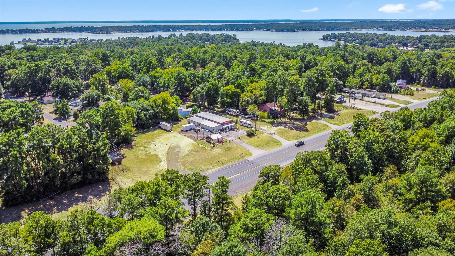 Real estate property located at 11505 US Highway 190, Polk, Cedar Point, Livingston, TX, US