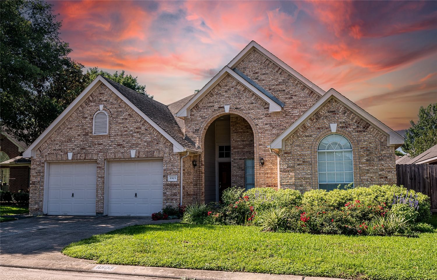 Real estate property located at 8503 Stone Village, Harris, Stone Brook Village Sec 3, Houston, TX, US