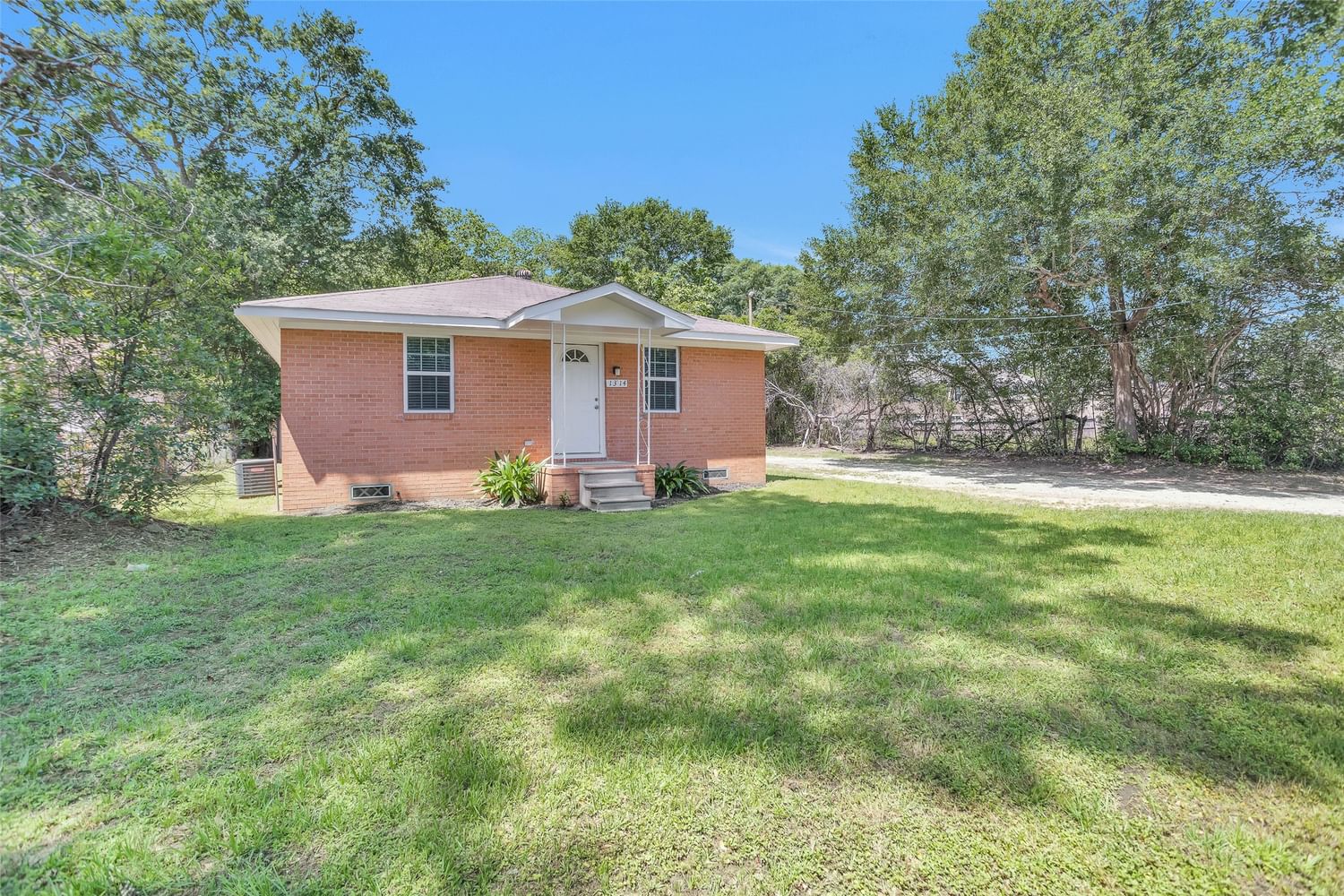 Real estate property located at 1314 3rd, Montgomery, N/A, Conroe, TX, US