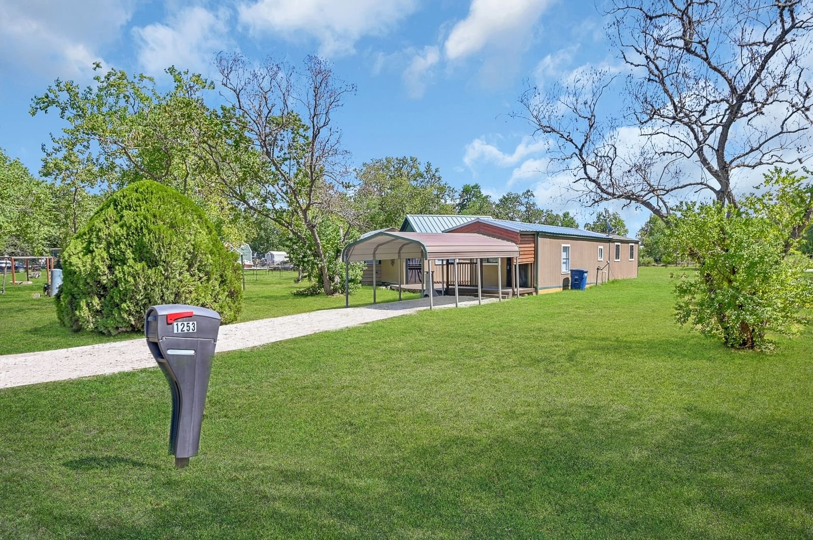 Real estate property located at 1253 County Road 6026, Liberty, Dayton, TX, US