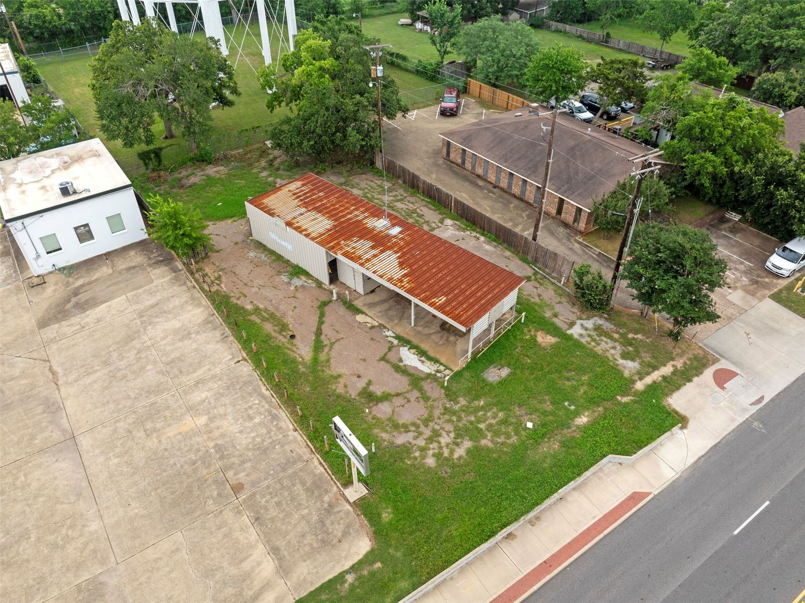 Real estate property located at 3703 College, Brazos, J E Scott, Bryan, TX, US