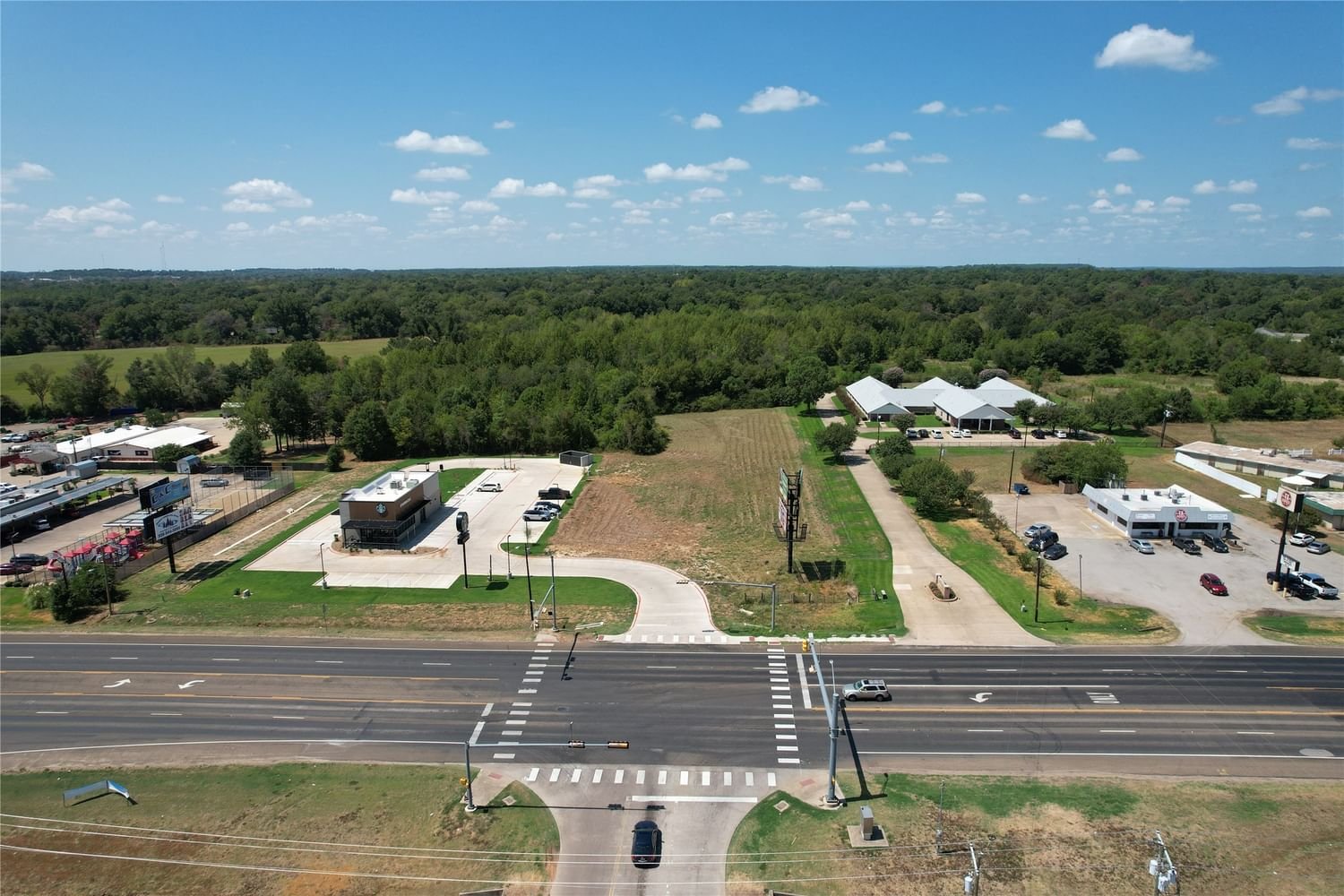 Real estate property located at 1176 Loop 304, Houston, Crockett, TX, US