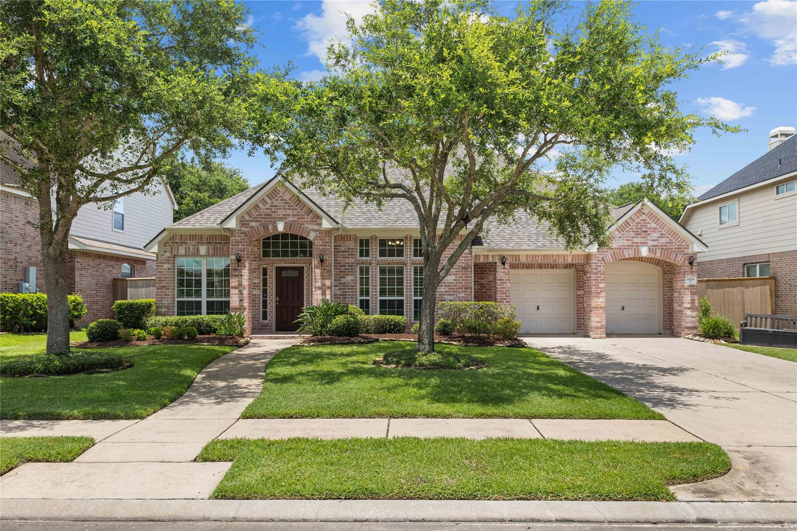 Real estate property located at 5505 Magnolia Green, Galveston, Magnolia Creek Sec 1 Ph 2, League City, TX, US