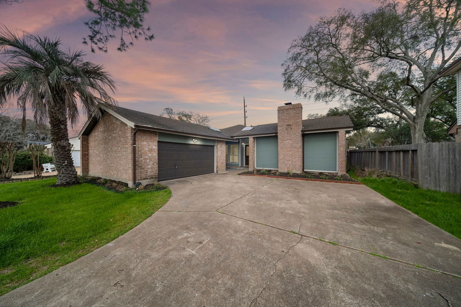 Real estate property located at 4814 Whispering Falls, Harris, Bear Creek Village Sec 09, Houston, TX, US