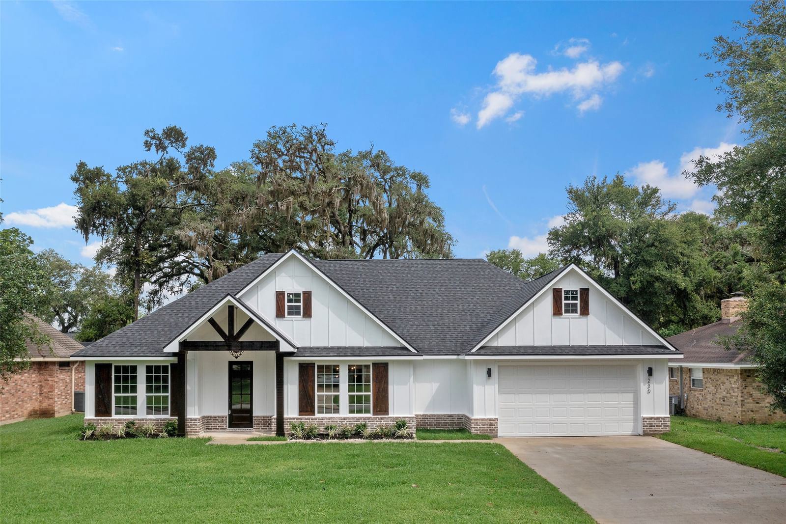 Real estate property located at 230 Amherst, Brazoria, West Columbia, TX, US