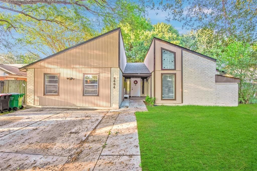 Real estate property located at 3404 Surrey, Harris, Kountry Klub Village 2, Baytown, TX, US