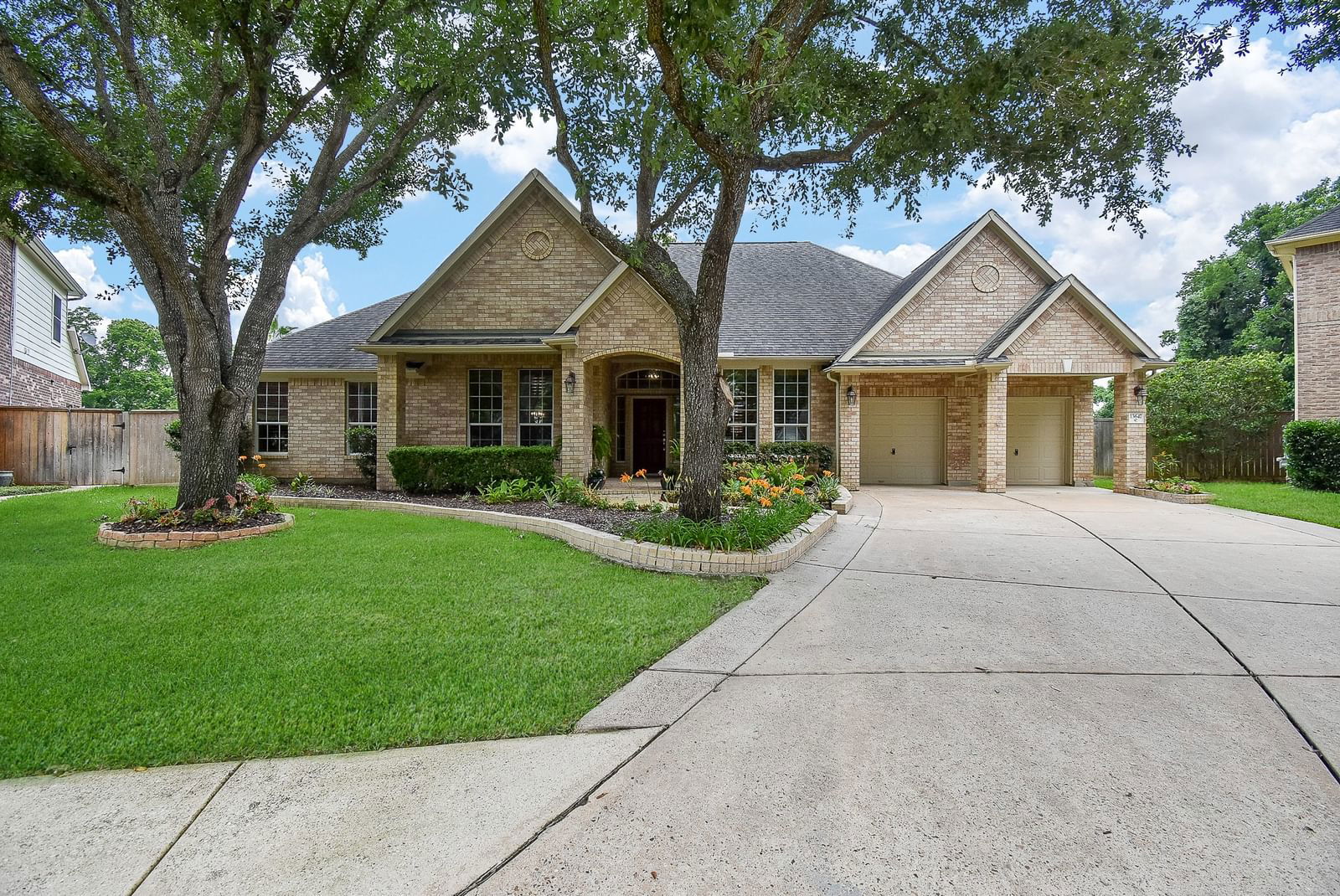 Real estate property located at 13647 Schumann, Fort Bend, Orchard Lake Estates, Sugar Land, TX, US