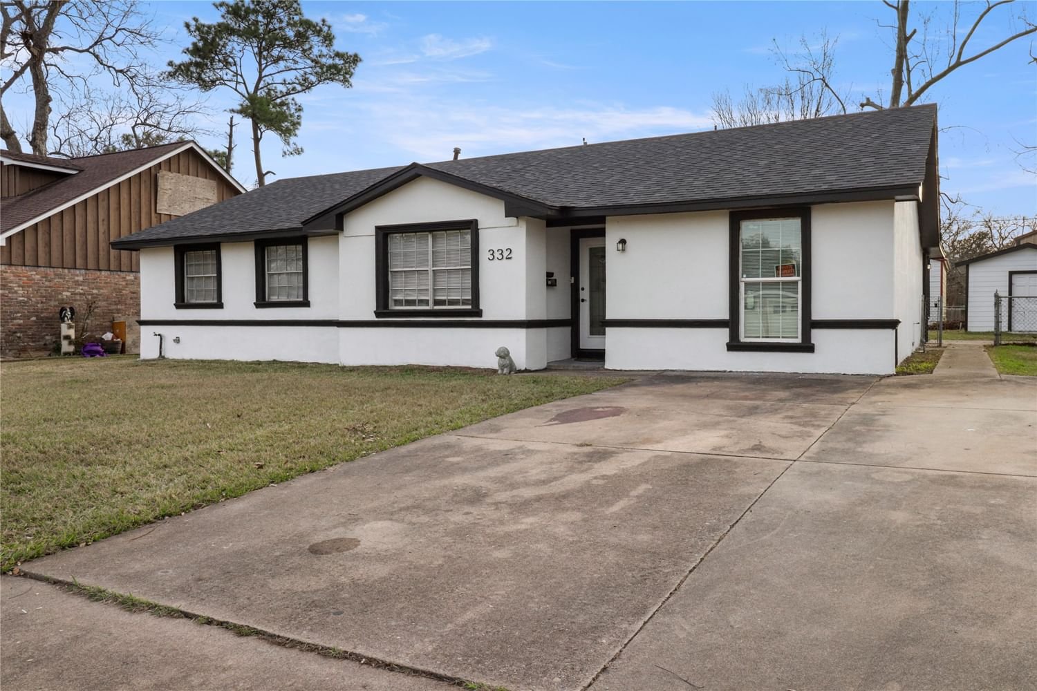 Real estate property located at 332 Shanks, Brazoria, Emerald Forest, Clute, TX, US