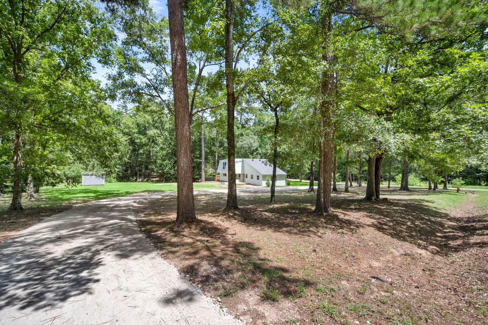 Real estate property located at 4137 Sweetgum, Montgomery, Lake Forest Falls, Conroe, TX, US