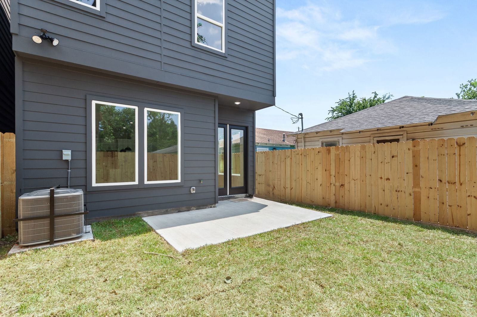 Real estate property located at 4415 Coke B, Harris, Coke Street Lndg, Houston, TX, US