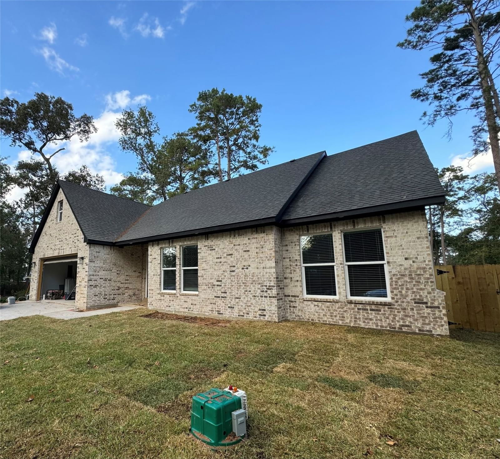 Real estate property located at 23826 Cow Oak Dr, Harris, CREEKWOOD ACRES, Spring, TX, US