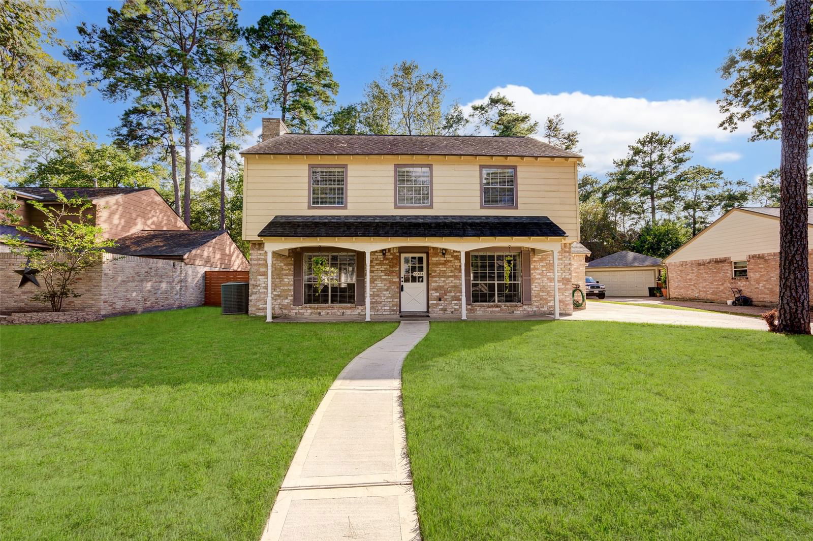 Real estate property located at 2034 Parkdale, Harris, Woodland Hills Village Sec 10, Kingwood, TX, US