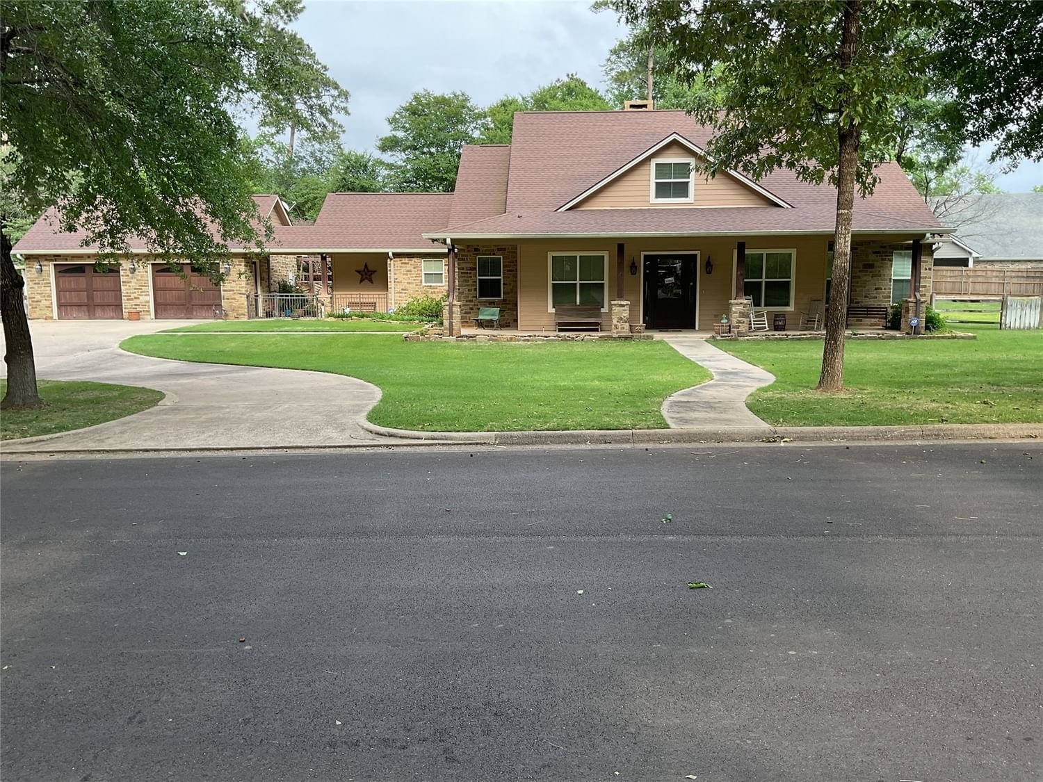 Real estate property located at 159 Broadmoor, Walker, Elkins Lake - Sec 4, Huntsville, TX, US