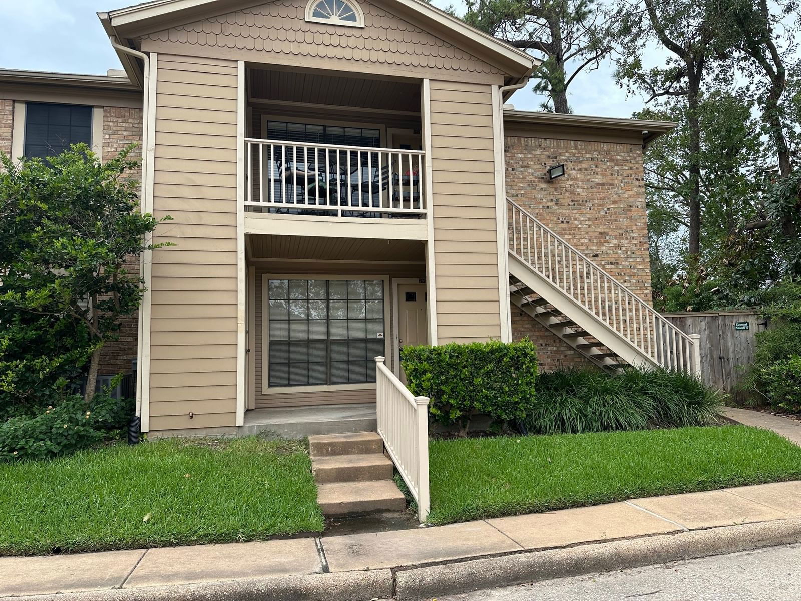 Real estate property located at 1311 Antoine #251, Harris, Woodvine Park Condo Ph 04, Houston, TX, US