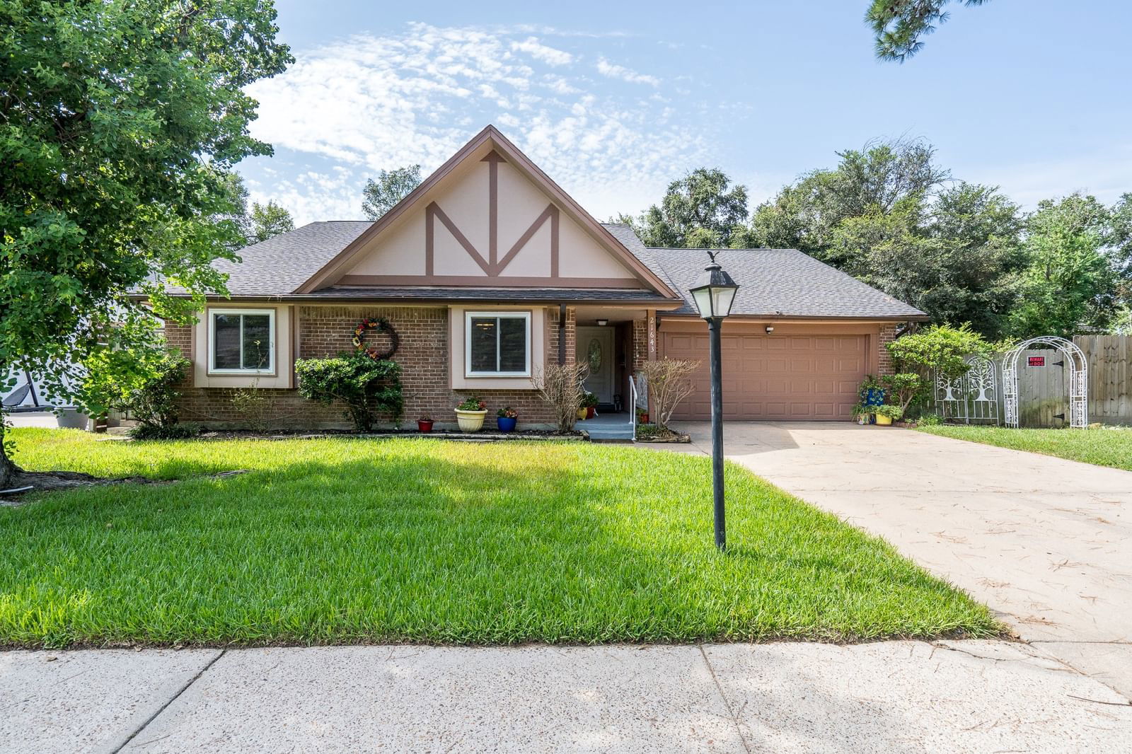 Real estate property located at 21643 Park Villa, Harris, Memorial Pkwy Sec 03, Katy, TX, US