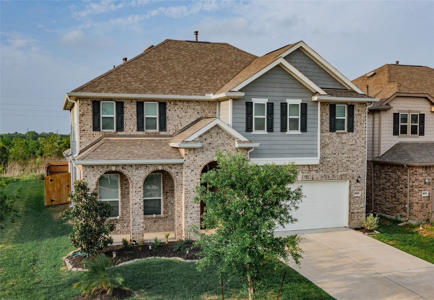 Real estate property located at 14115 Carlisle Hollow Ln, Fort Bend, Shadow Grove Sec 7, Pearland, TX, US