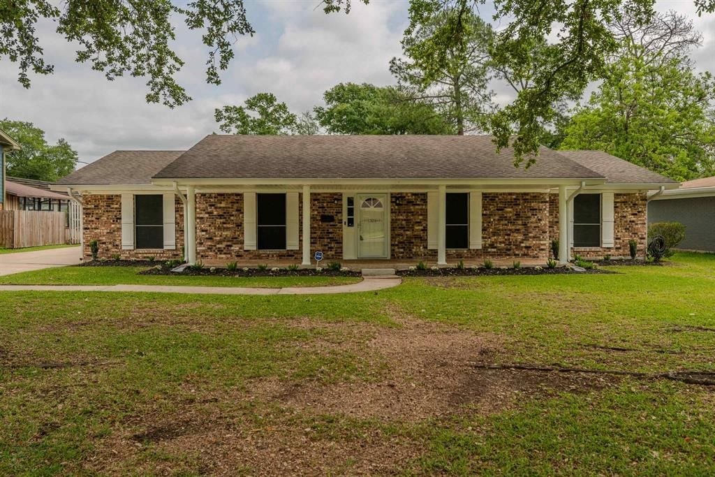 Real estate property located at 1324 18th, Jefferson, Carter Add 3, Nederland, TX, US