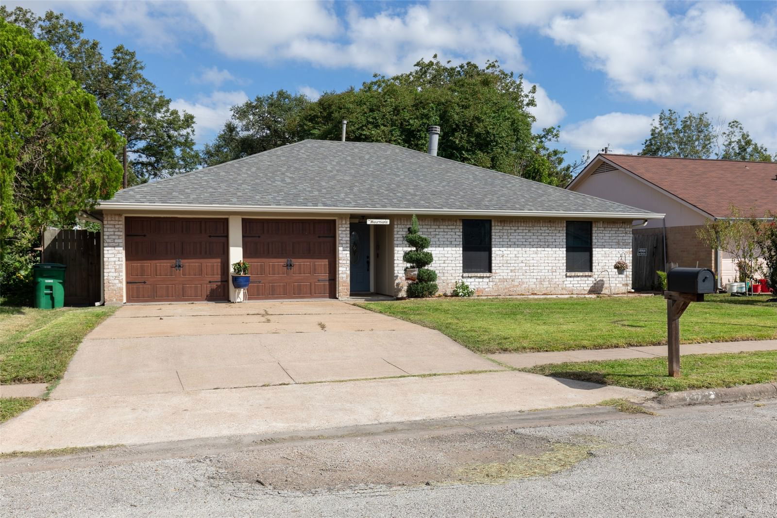 Real estate property located at 10550 Alcott, Harris, Spring Branch Valley, Houston, TX, US