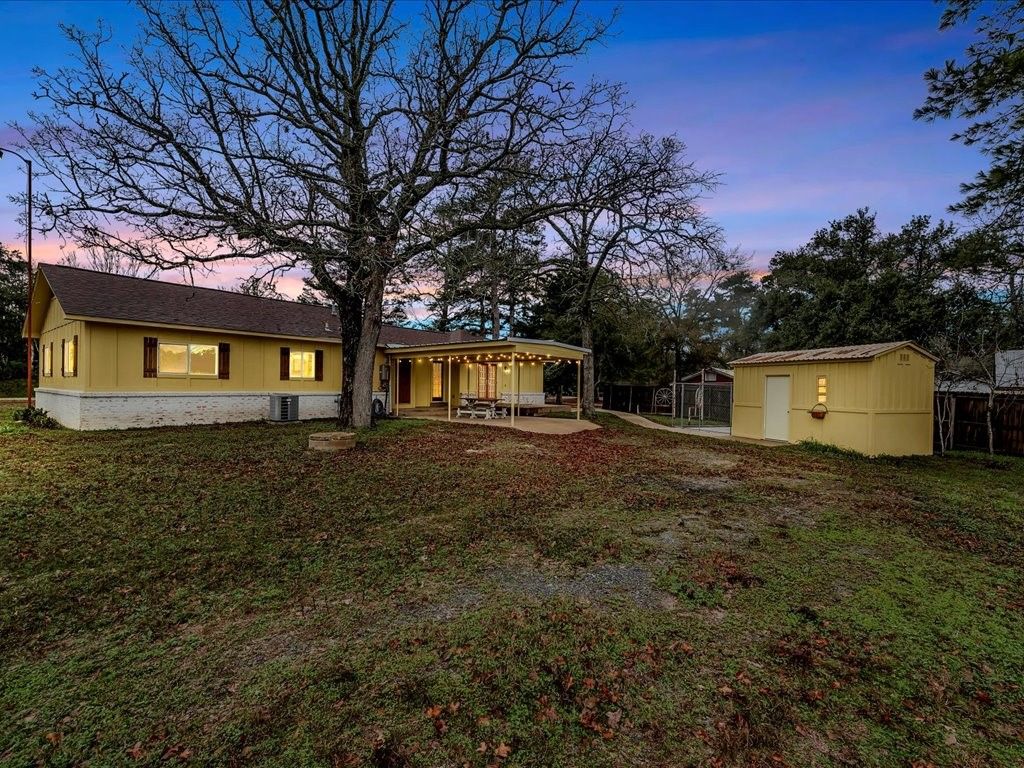 Real estate property located at 921 Us Hwy 287 Business, Houston, Grapeland, TX, US