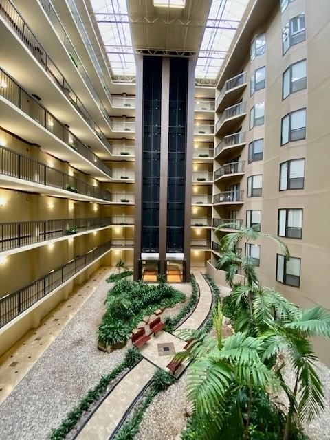 Real estate property located at 661 Bering #806, Harris, Woodway Place Atrium Condo, Houston, TX, US
