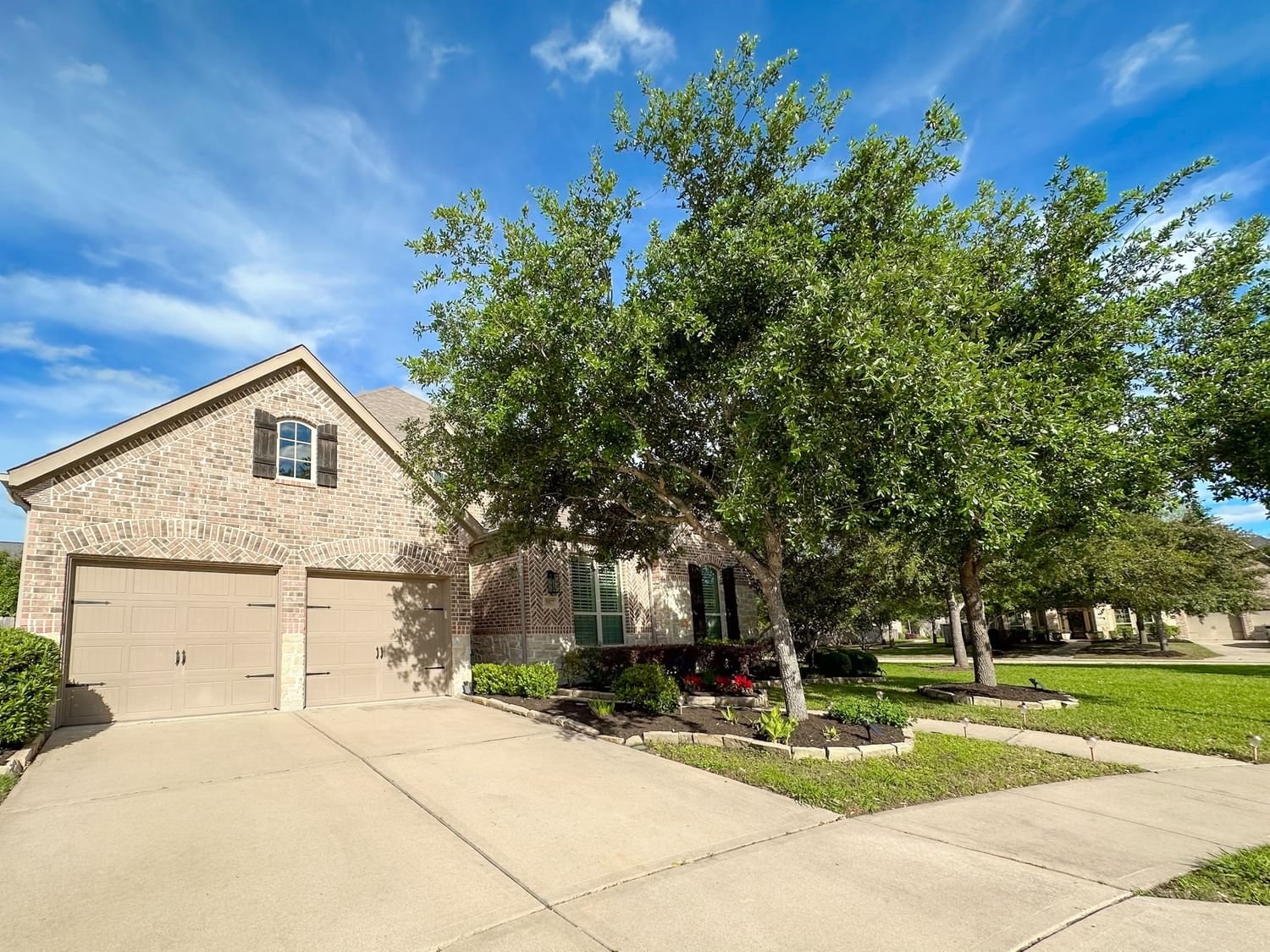 Real estate property located at 5927 Lost Falls, Fort Bend, Shadow Glen At Riverstone Ph 2, Sugar Land, TX, US