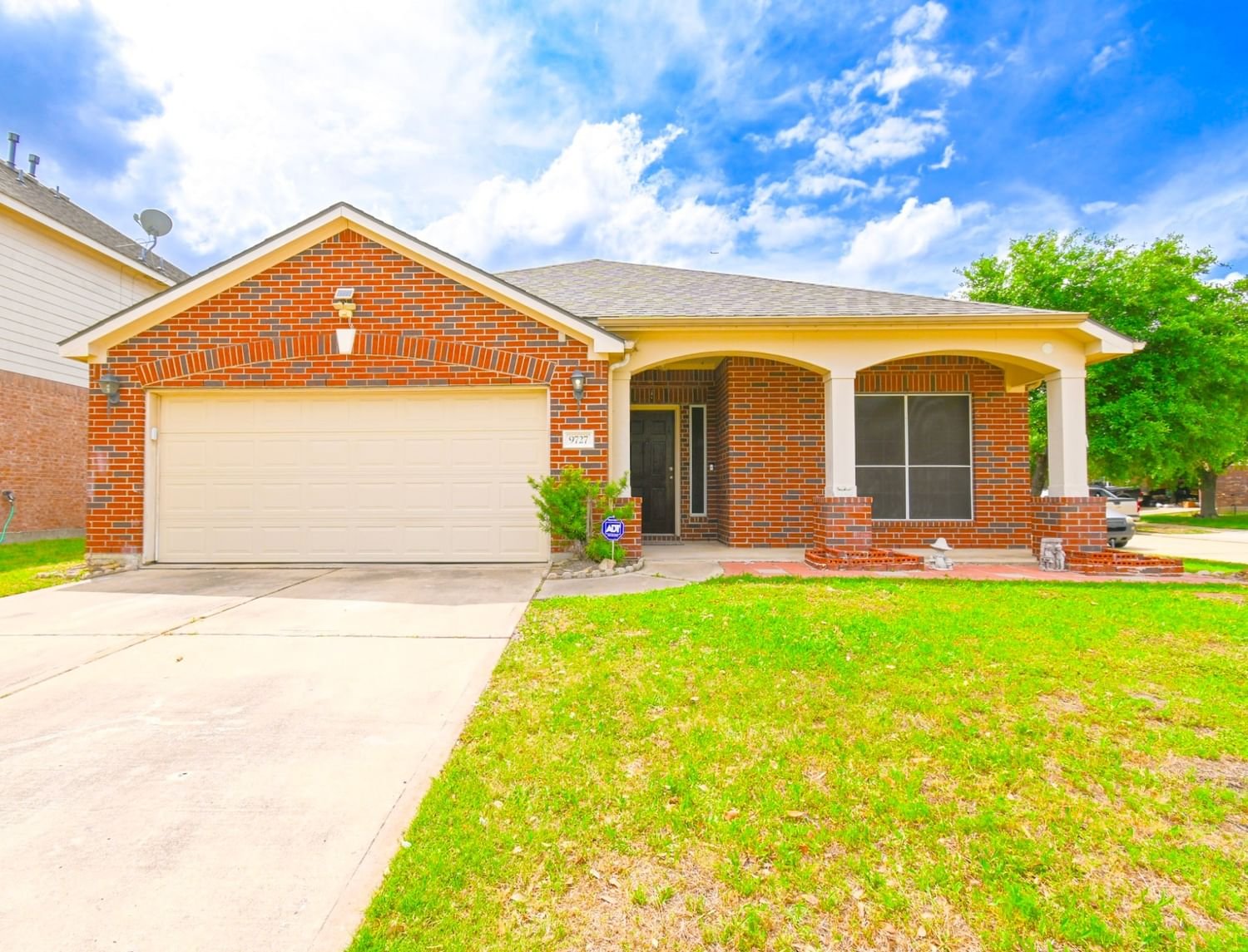 Real estate property located at 9727 Woody Oaks, Harris, Falls/White Oak, Houston, TX, US