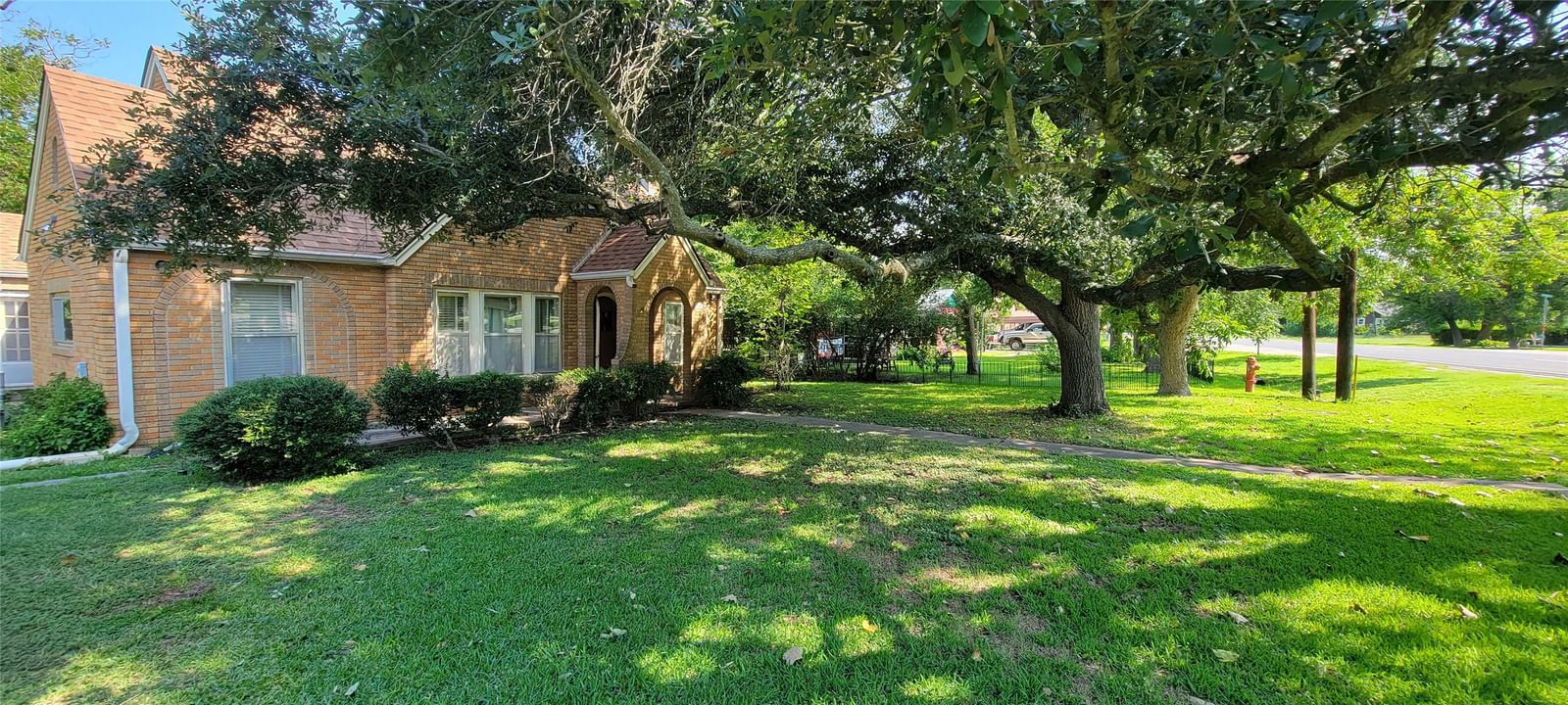 Real estate property located at 210 Taylor, Bastrop, Weigle, Elgin, TX, US