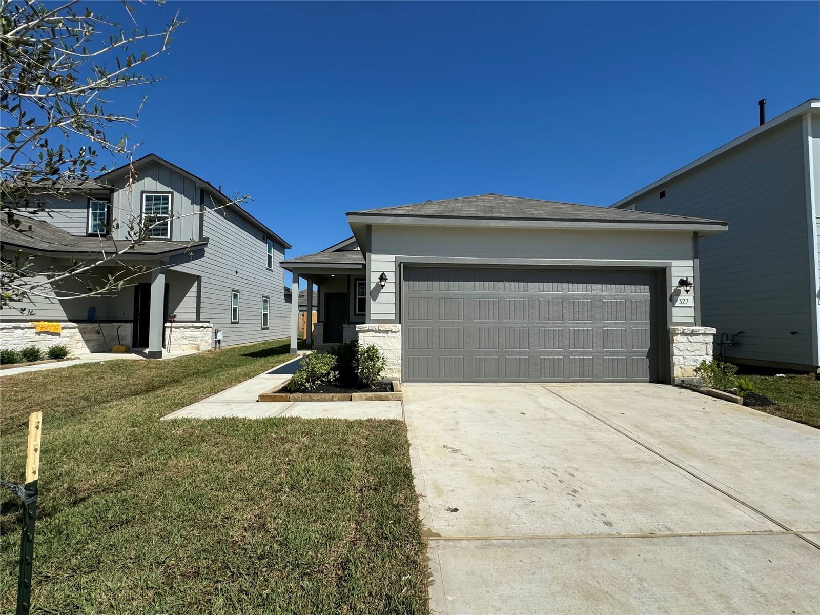 Real estate property located at 327 Crayfish, Harris, Barrett Crossing, Crosby, TX, US