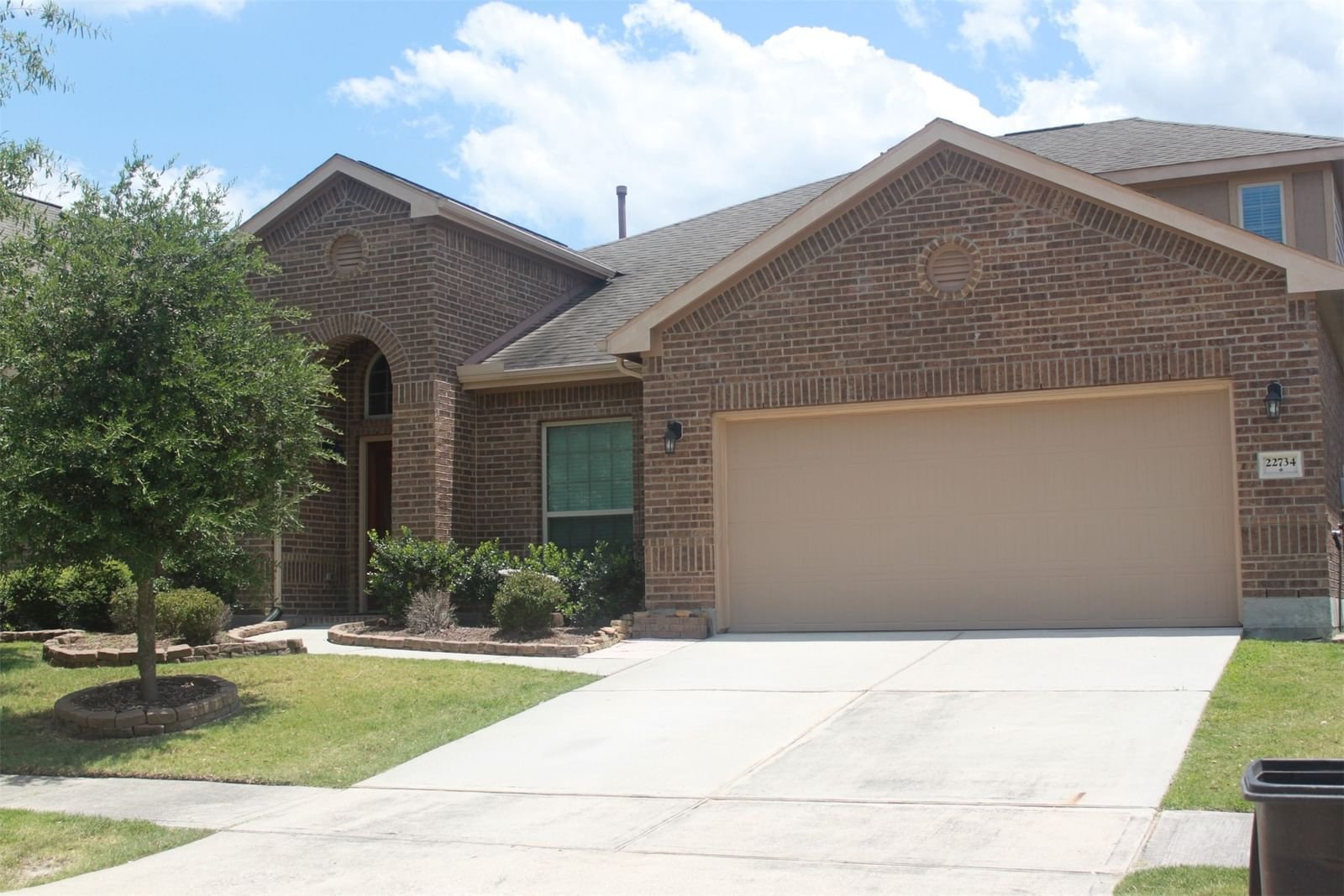 Real estate property located at 22734 Adrift Row, Montgomery, Woodridge Forest 03, Porter, TX, US