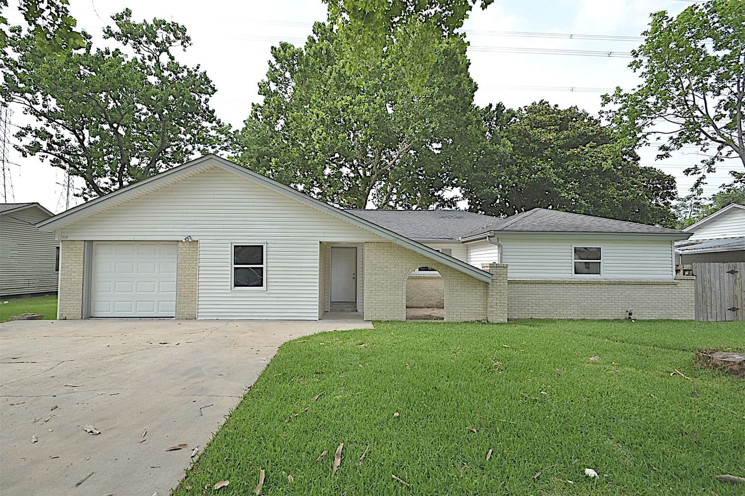 Real estate property located at 117 Forrest, Harris, Deer Park Outlots, Deer Park, TX, US