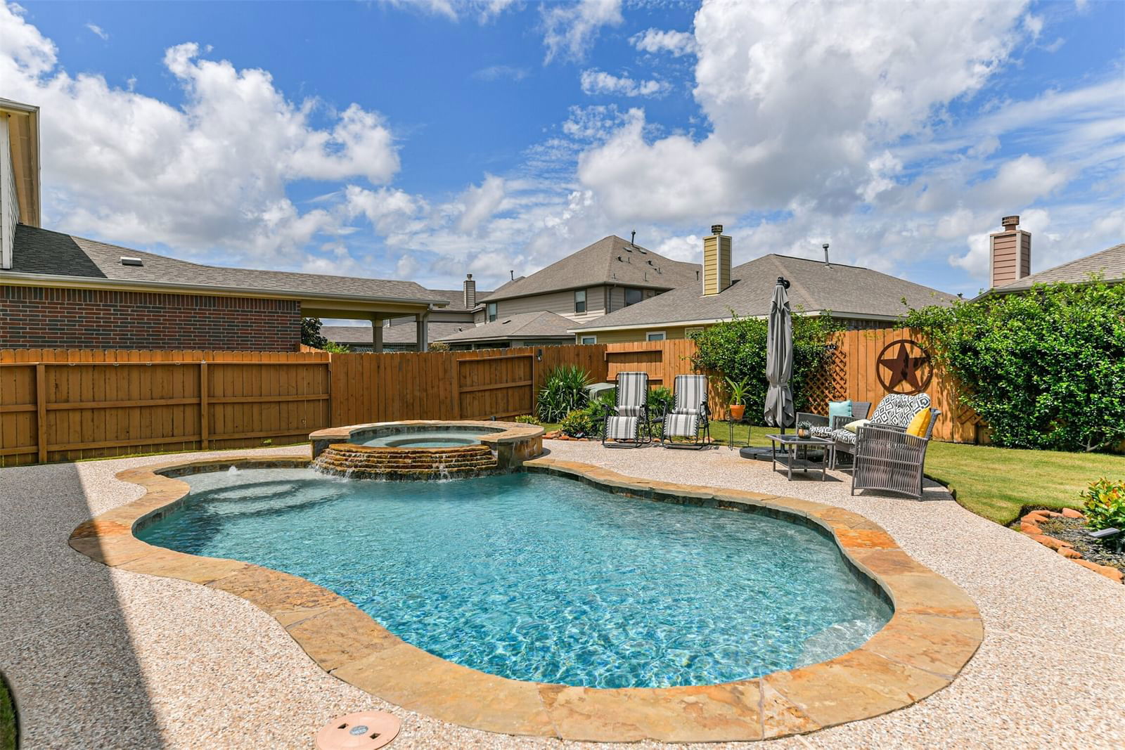 Real estate property located at 1616 Bel Riposo, Galveston, Tuscan Lakes Sec Sf 50-3-1 Se, League City, TX, US