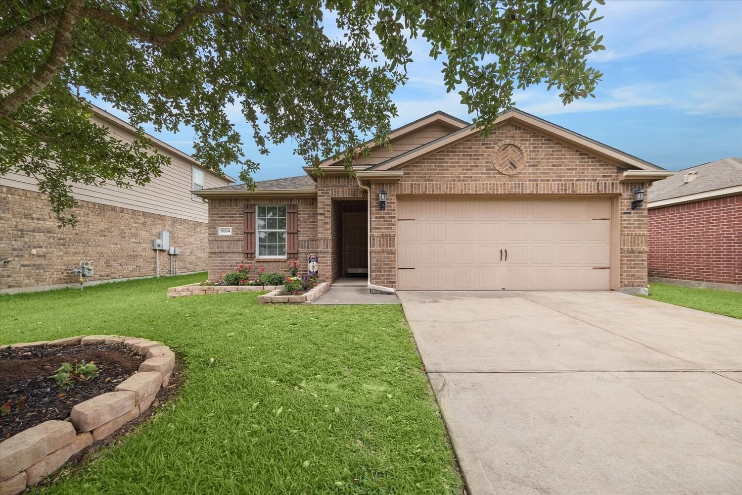 Real estate property located at 9834 Opal Rock, Brazoria, Sterling Lakes At Iowa Colony, Rosharon, TX, US