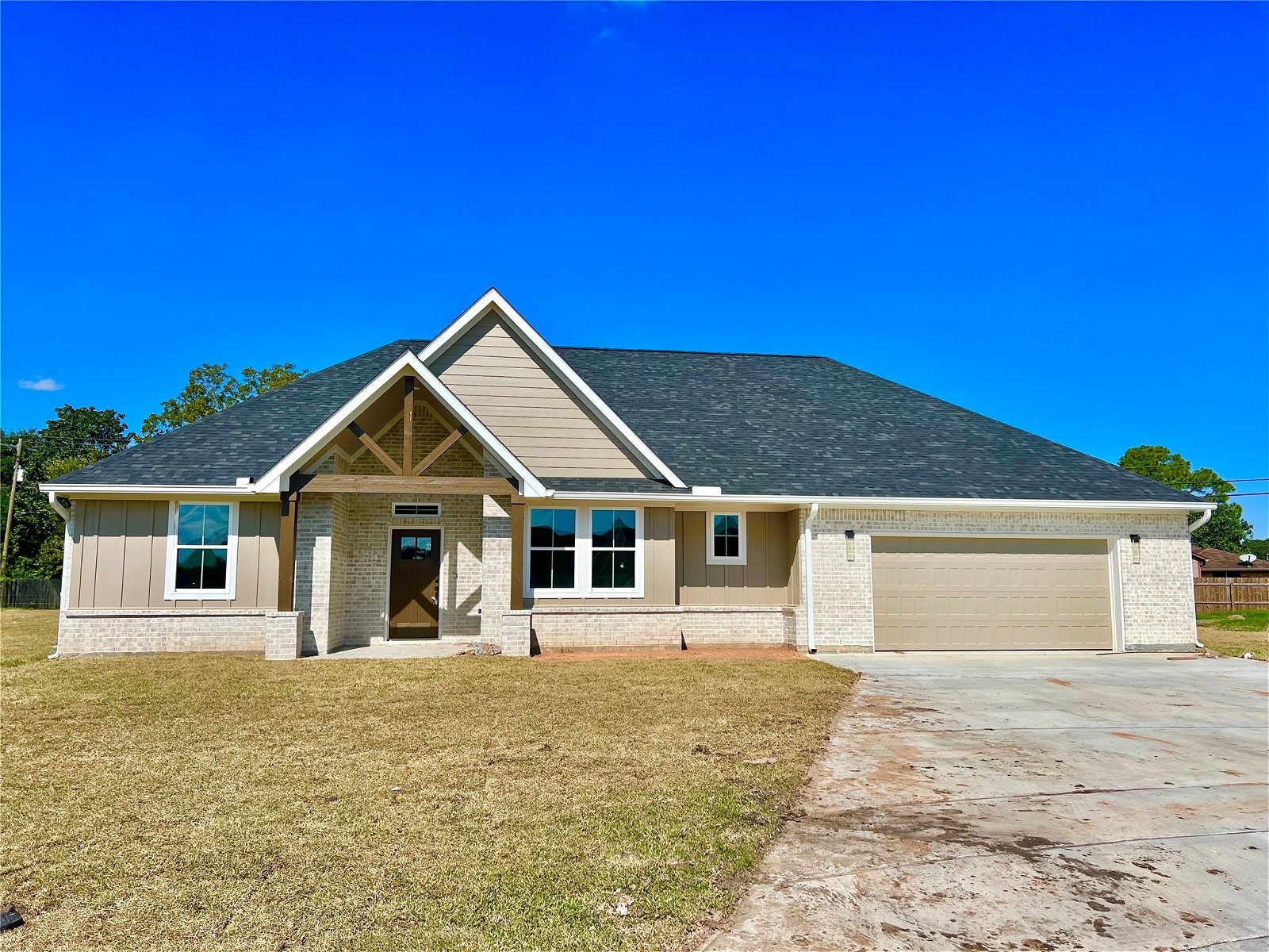 Real estate property located at 9 Greystone, Brazoria, Greystone SD, Angleton, TX, US