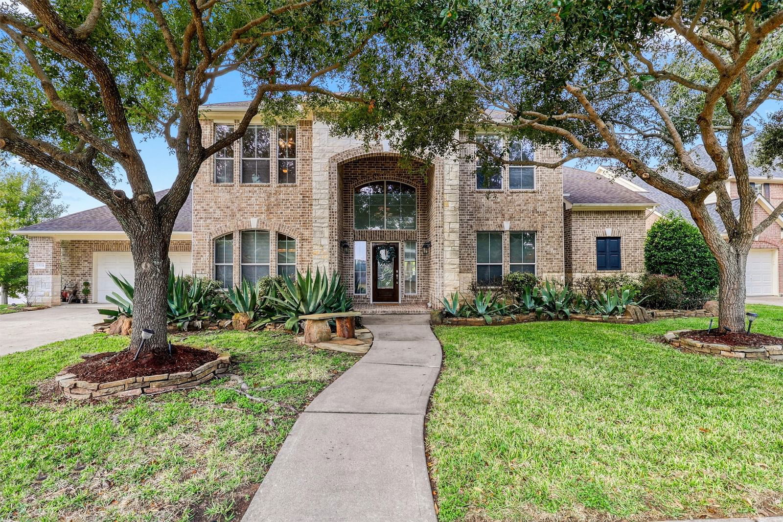 Real estate property located at 13110 Cameron Crest, Fort Bend, Orchard Lake Estates Sec 1, Sugar Land, TX, US