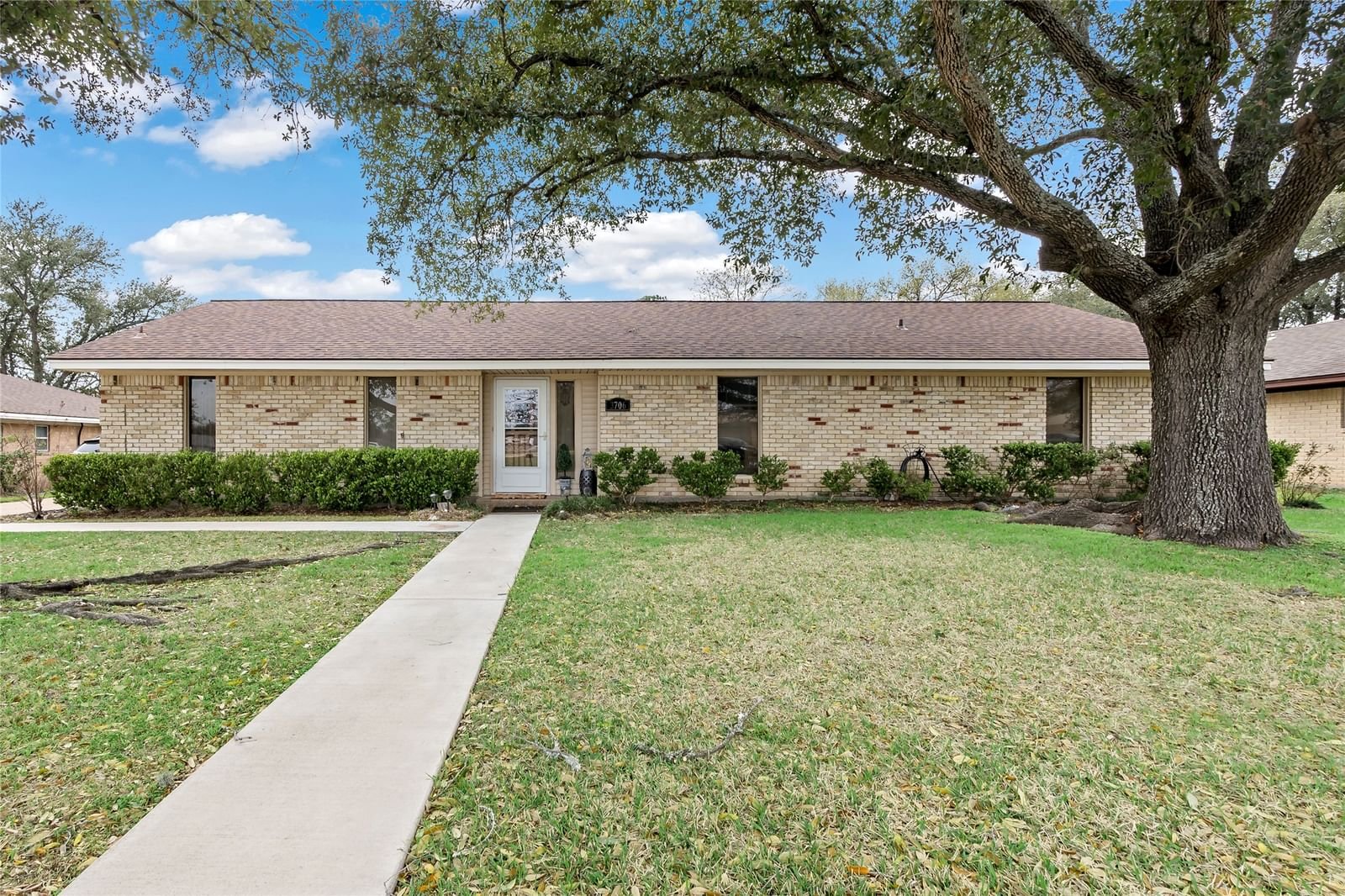 Real estate property located at 3706 Windridge, Brazos, Oaks Ph 04, Bryan, TX, US