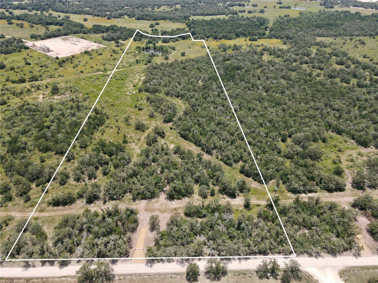 Real estate property located at 3714 County Rd 397, Gonzales, Moulton, TX, US