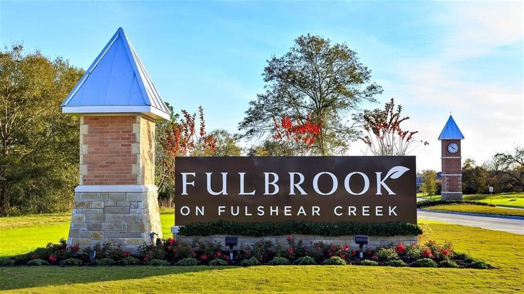 Real estate property located at 30327 Brook Point, Fort Bend, Fulbrook On Fulshear Creek, Fulshear, TX, US