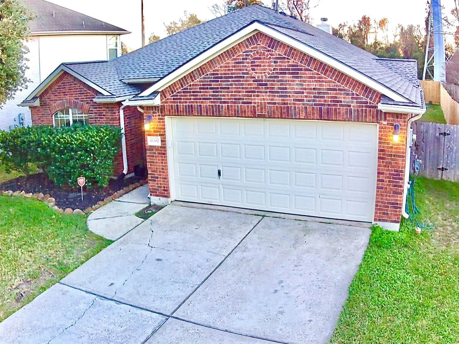 Real estate property located at 15302 Russelfern, Harris, New Forest Sec 01, Houston, TX, US