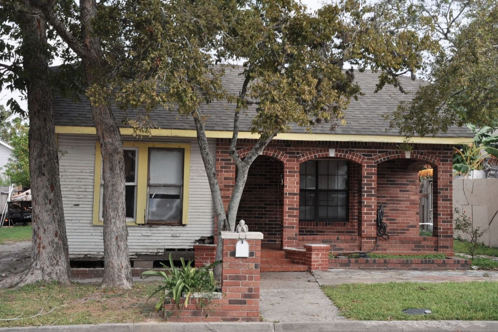 Real estate property located at 304 Stimpson, Harris, Casey Sec 01, Baytown, TX, US